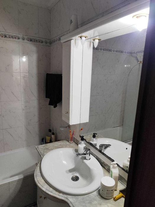 Quarto em apartamento T3