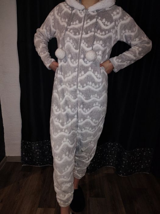 Кигуруми                      .