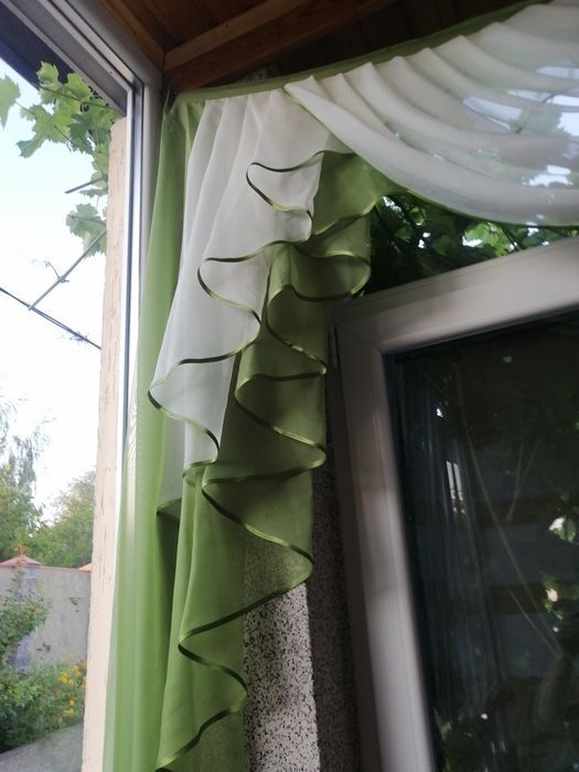 Ламбрикены на окна