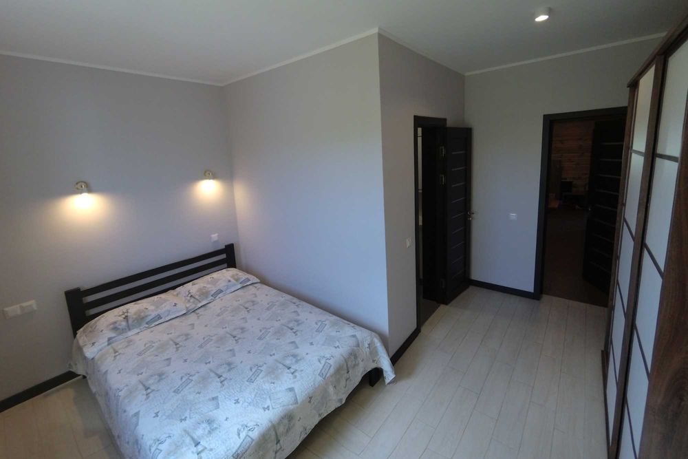 250 кв.м. за $195к. Еко-будинок неподалік р. Десна