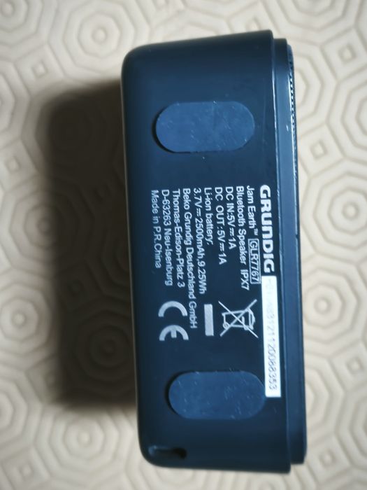 Coluna Bluetooth Grundig a prova de água
