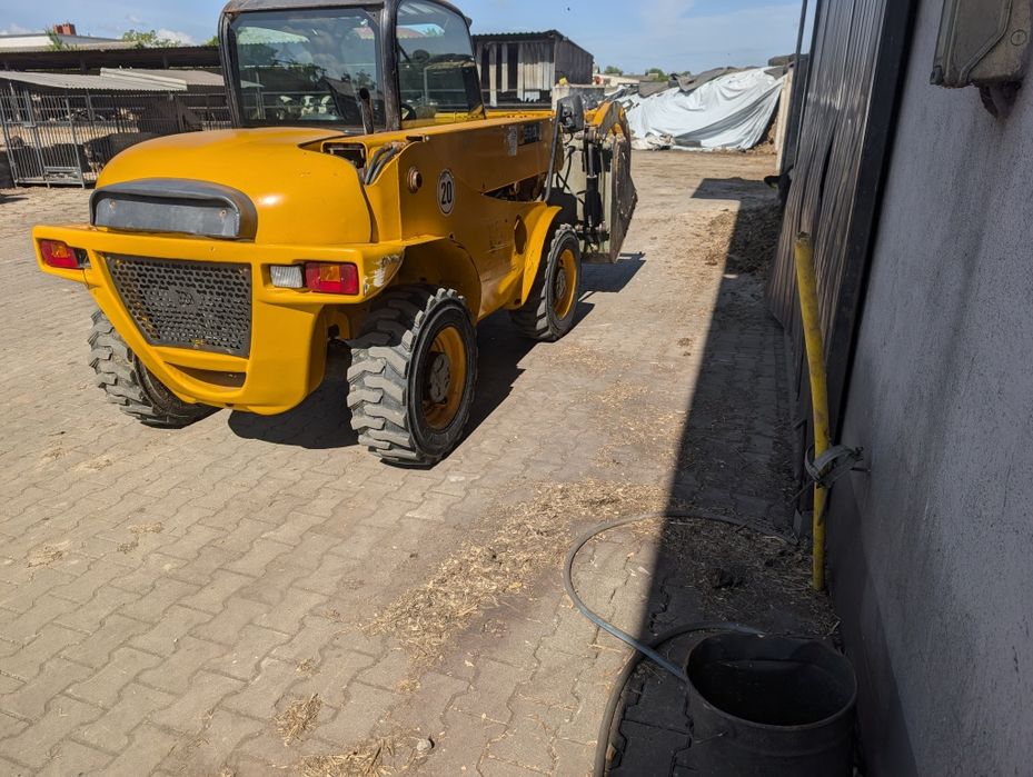 JCB 520 40 polecam