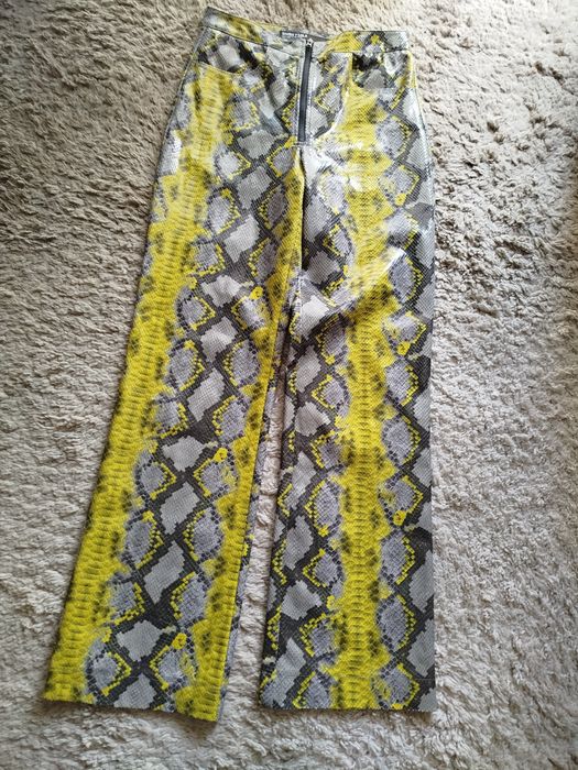 Calças TAM 36 Bimba e Lola