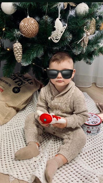 Стильний комбінезон дуже красивої в’язки 12-18 міс