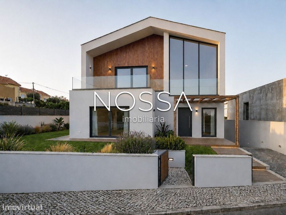 Newly Built T4 Detached House in ICF – Pêro Pinheiro