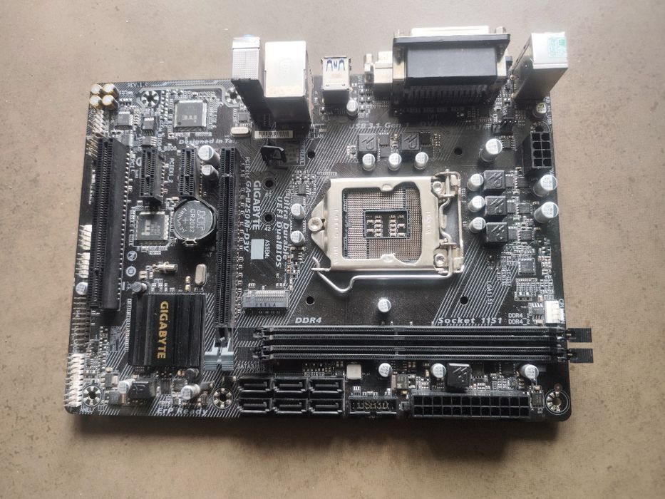 Продається материнська плата GIGABYT GA-B250 M-D3V