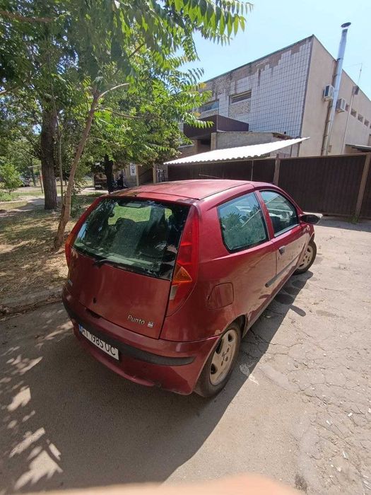 Продам бойового напарника Fiat Punto 2 газ/бензин