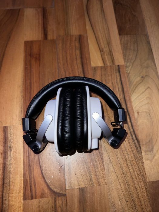 Yamaha HPH-MT5w Studio Monitor