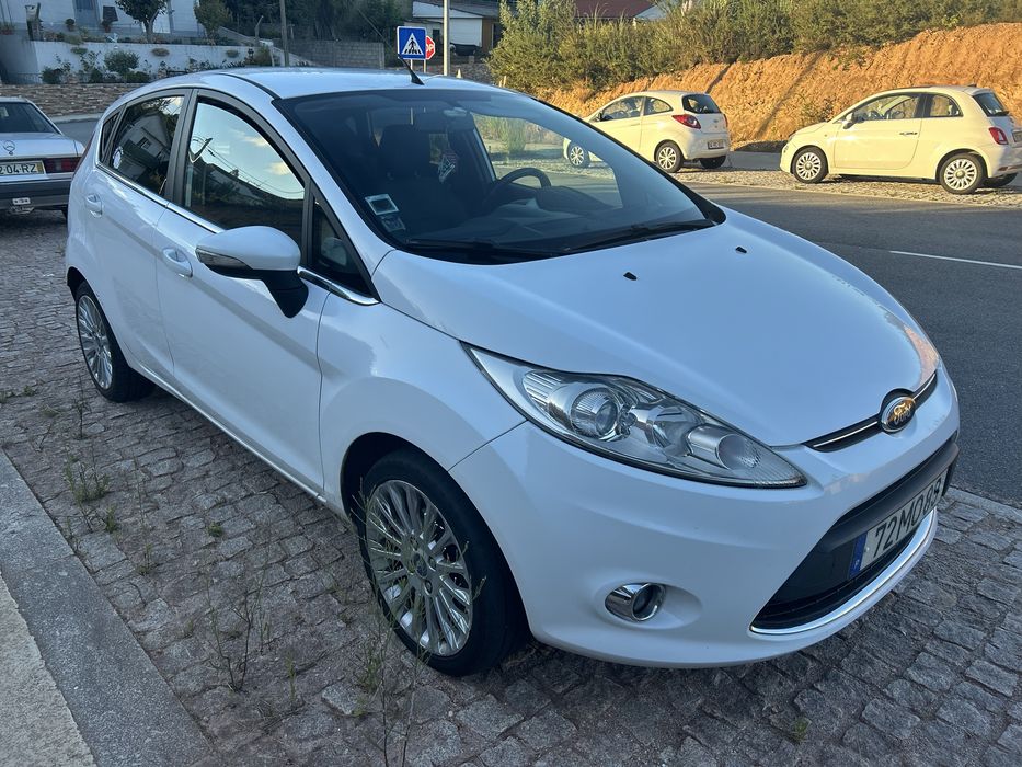 Carro ford fiesta 1.25 foto 2