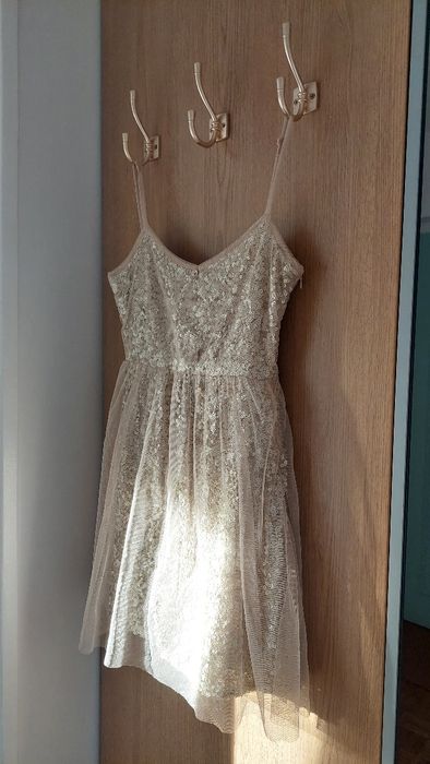 Sukienka złote cekiny Bershka M/38 Sylwester