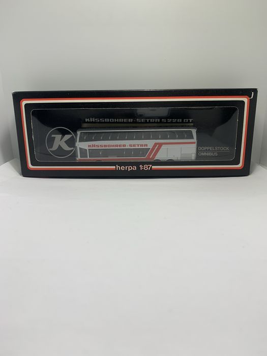 Setra S 228 DT da Herpa escala 1/87