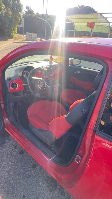 Fiat 500 vermelho