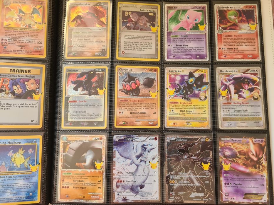 Pokemon Celebrations Classic Collection - Charizard, Umbreon...