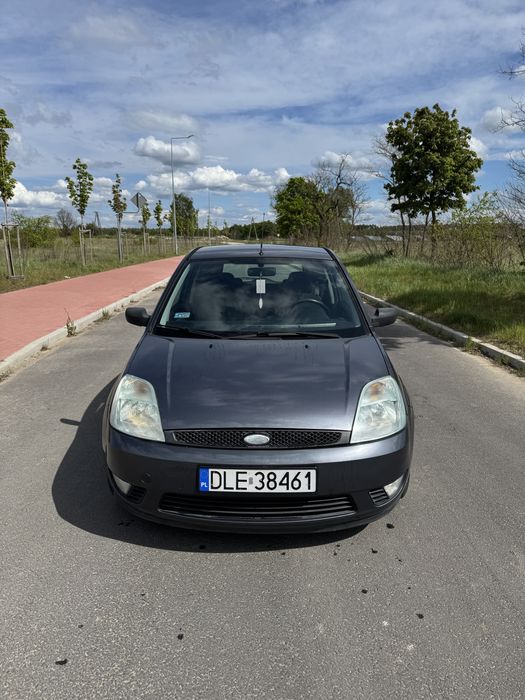 Ford Fiesta 2004