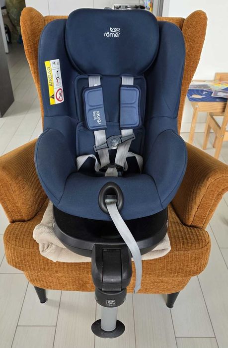Fotelik samochodowy Britax Romer Dualfix 2R