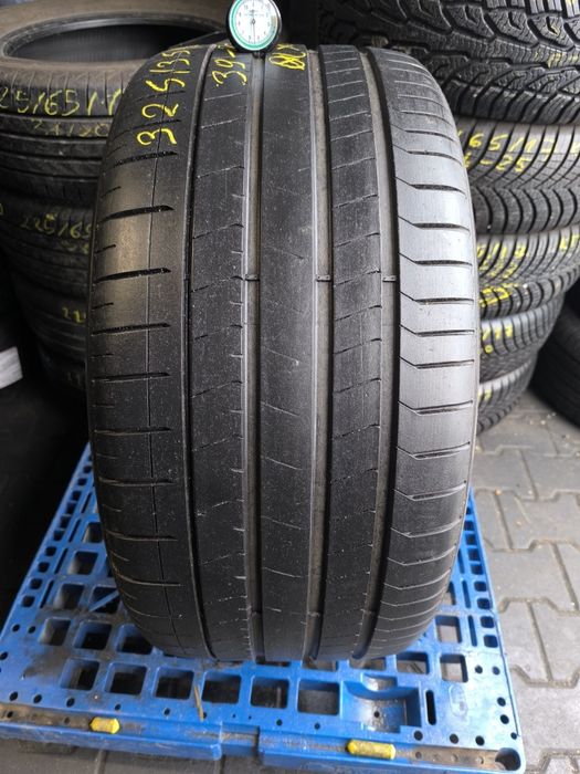 Opona Pirelli P zero 325/35/22 pojedynka