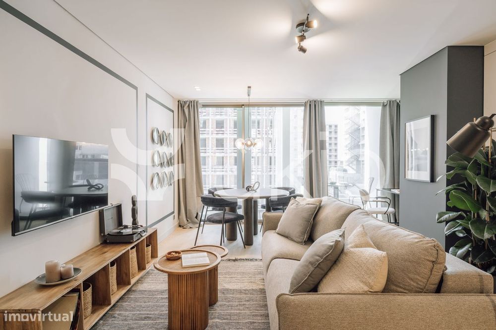 Apartamento T1 com ginásio e piscina em Entrecampos