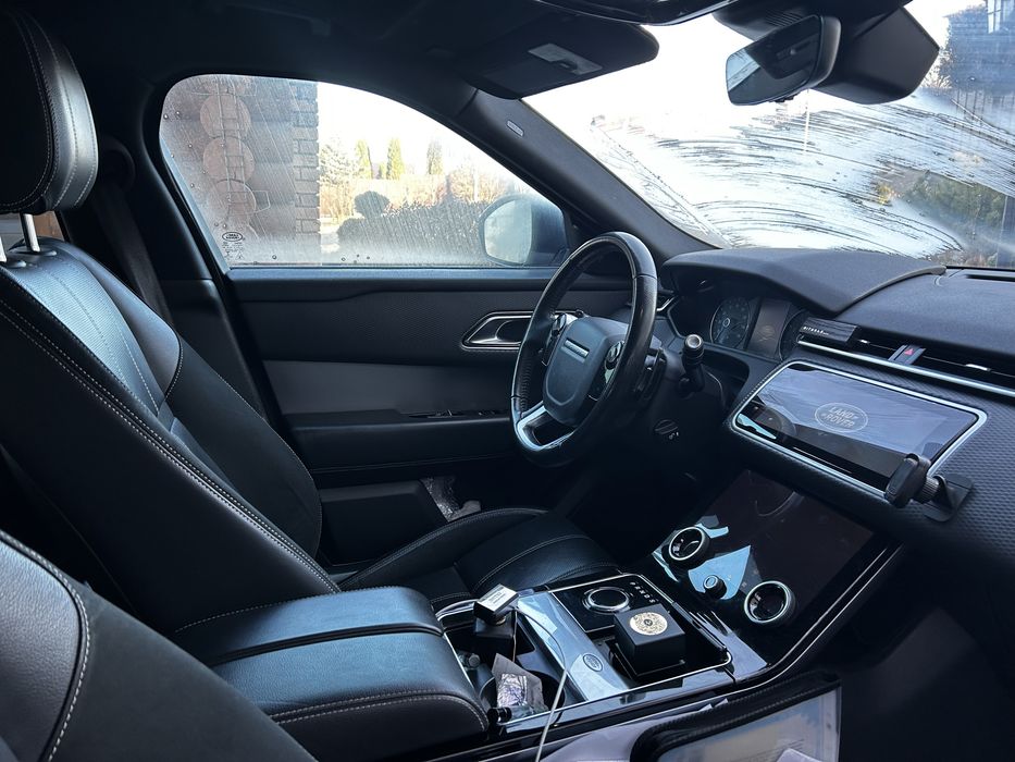 Продаю свій автомобіль Range Rover Velar
