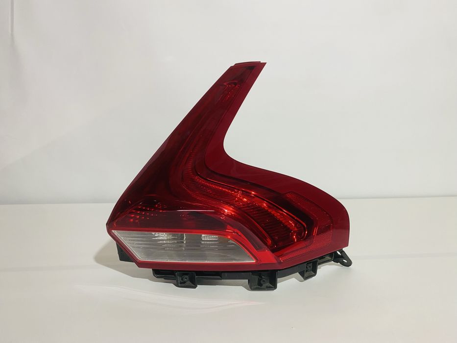 Farolim Traseiro Direito Volvo V40 / V40 Cross Country Original
