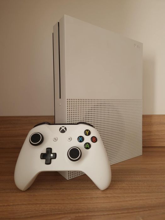 Konsola XBOX One S