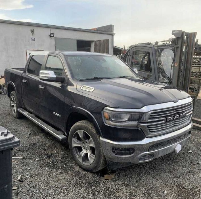 Бампер Dodge RAM 1500 Запчастини Dodge RAM 1500 Розборка Рам 1500