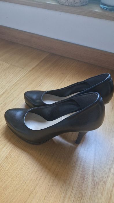 Czarne szpilki Lasocki 36