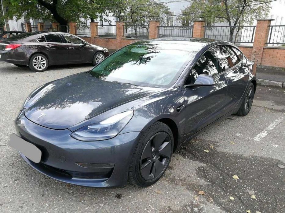 Tesla Model 3 2021