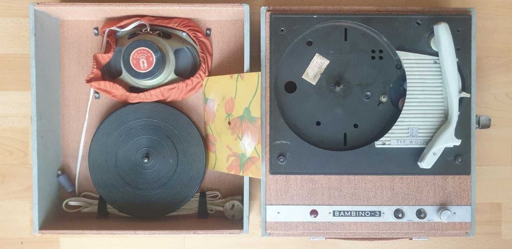 Gramofon Bambino 3 ze wzmacniczem lampowym ;)