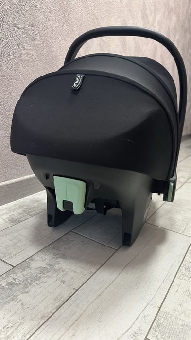 Автокресло Анекс с адаптерами