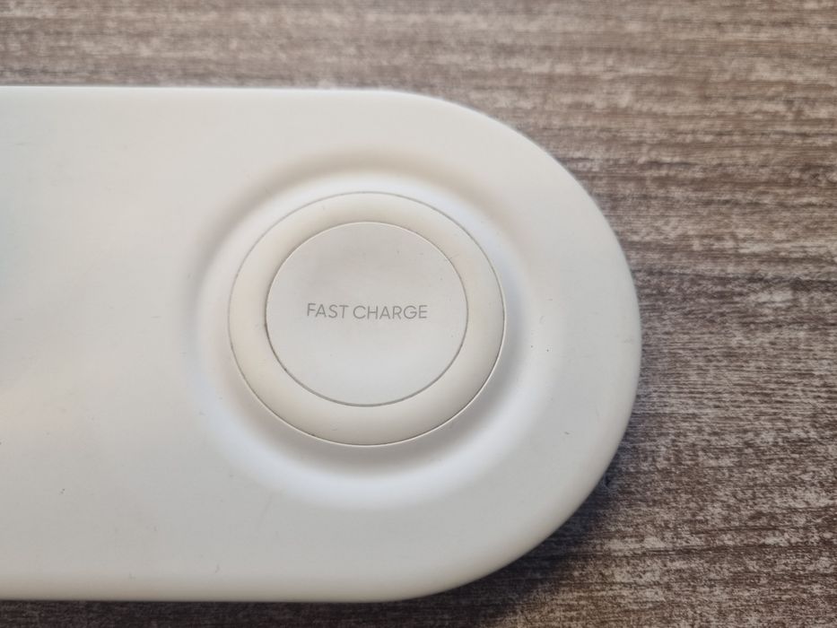 Ładowarka indukcyjna Samsung Fast Charge Duo EP-N6100