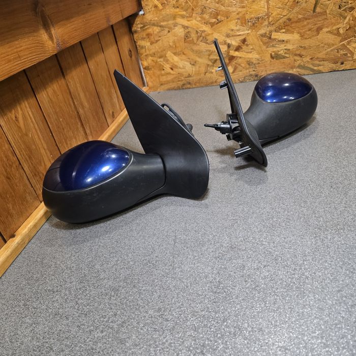 Дзеркала заднього виду Peugeot 206  механічне регулювання  E11015690