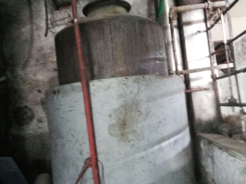 Caldeira para destilação e rectificação de aguardente para 700  litros