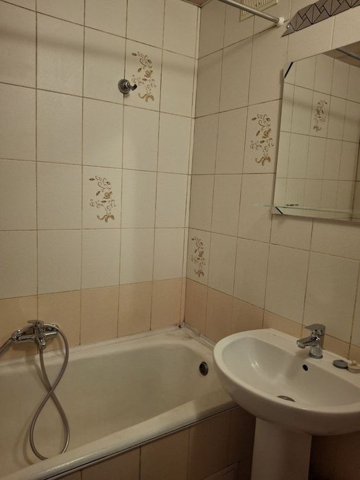 Оренда БЕЗ КОМІСІЇ. Здам 1к квартиру Троєщина, Червоної Калини 26Б. Газова плита, 2 поверх, Бойлер