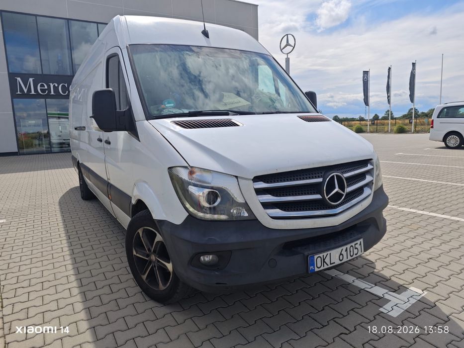 Wynajem busa dostawczego  Mercedes Benz Sprinter