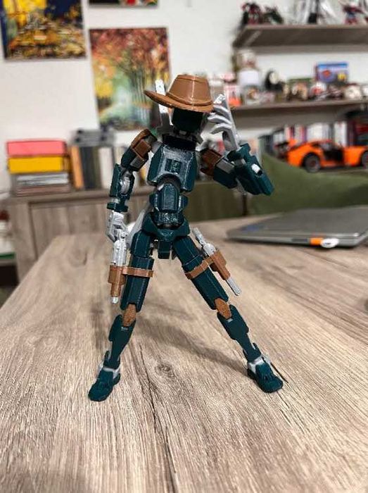 Dummy 13 робот Lucky 13 "Дикий запад, ковбой" в шляпе с револьверами