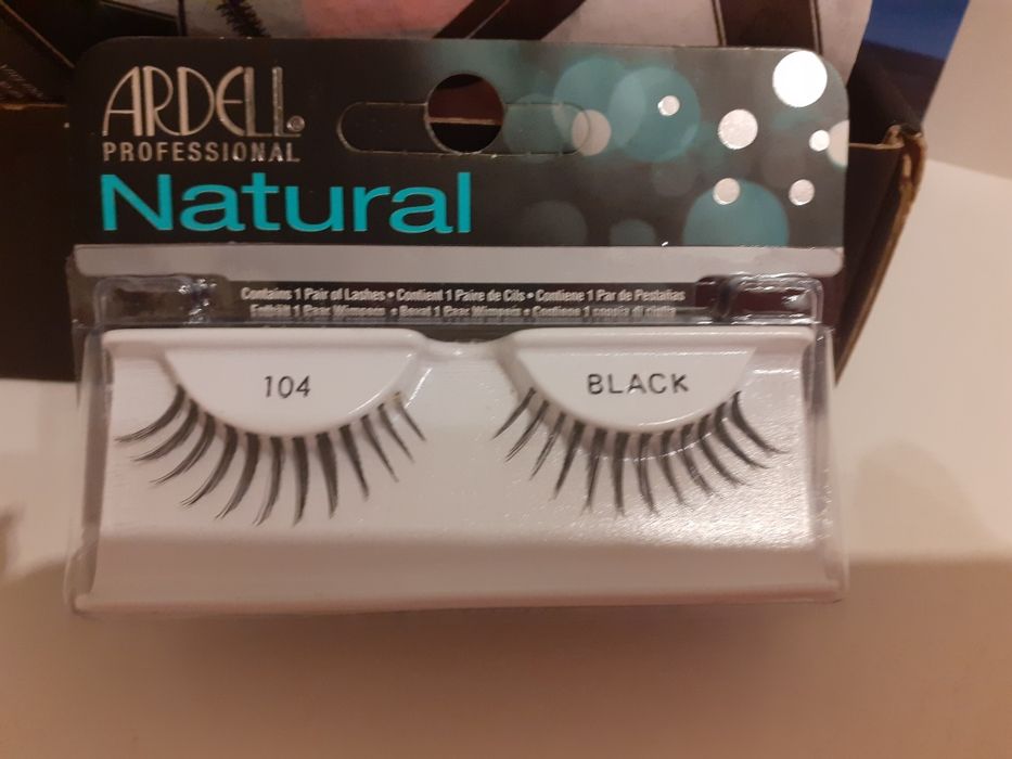 Zestaw sztucznych rzęs Inglot i Ardel Natural 104