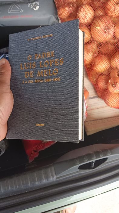 Livro "O Padre Luís Lopes de Melo e a sua Época (1885-1951)".