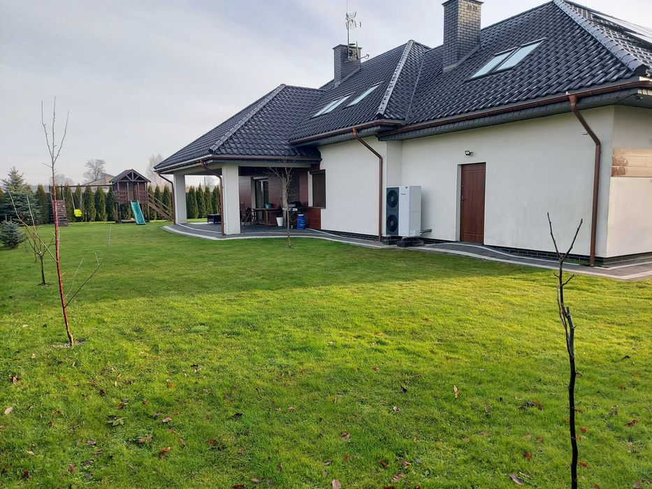 Dom 250m2+50m2 garaż+taraz 40m2