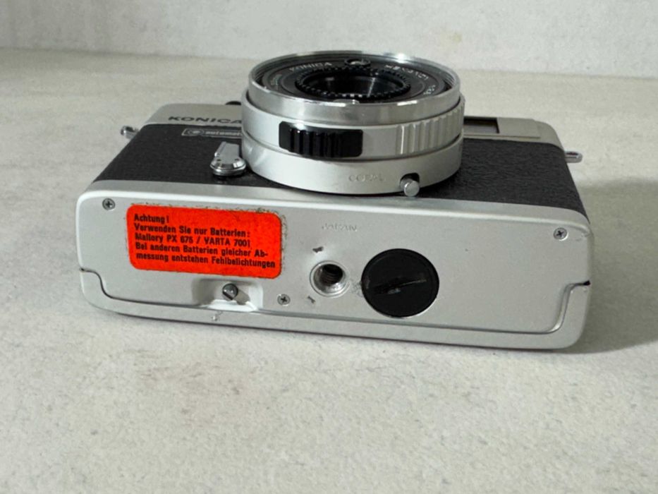 Aparat analogowy KONICA C35 AUTOMATIC