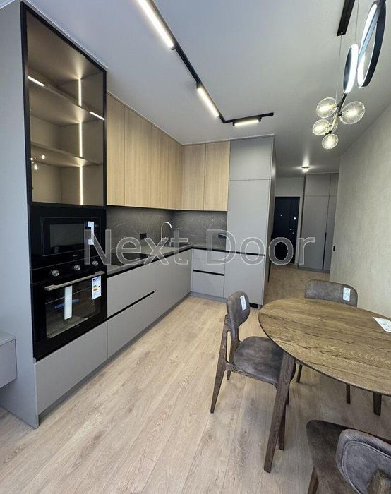 1 кімнатна з ремонтом ЖК Варшавський-2