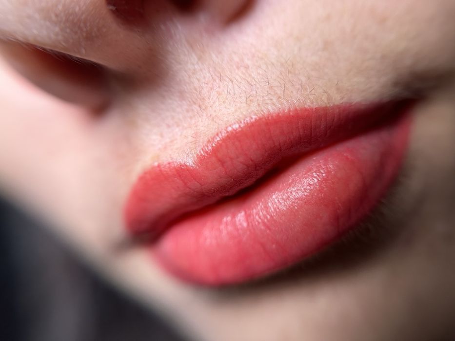 Перманентний макіяж брови губи міжвійка Перманент татуаж