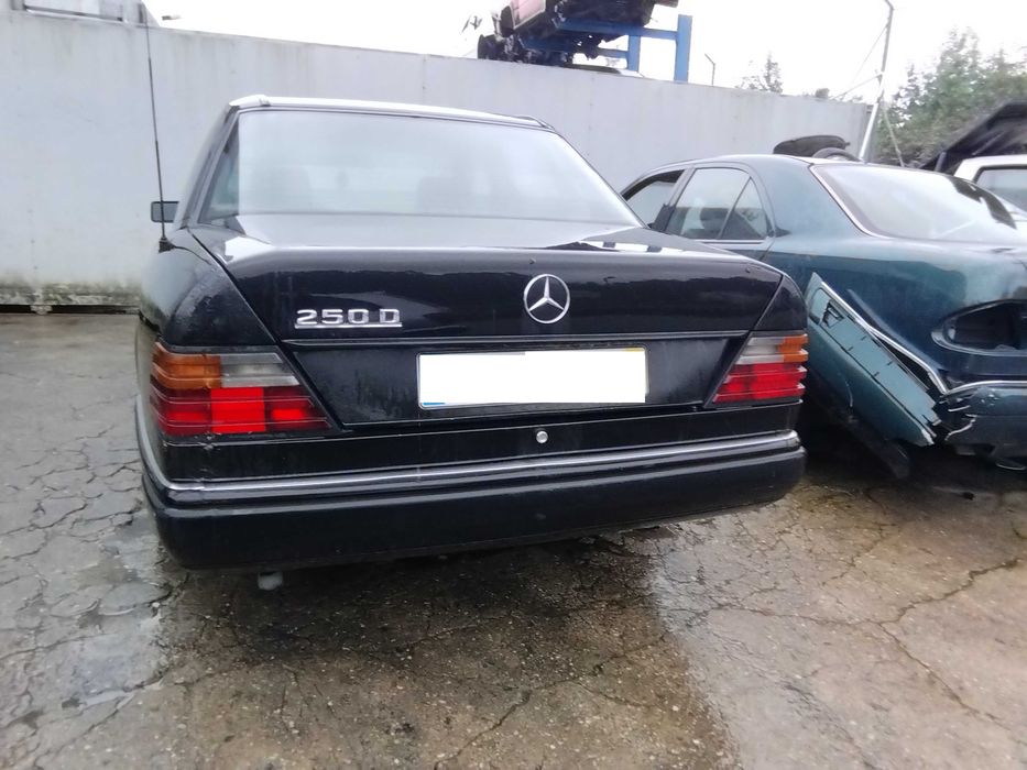 Mercedes 250 D 2004 | PARA PEÇAS |