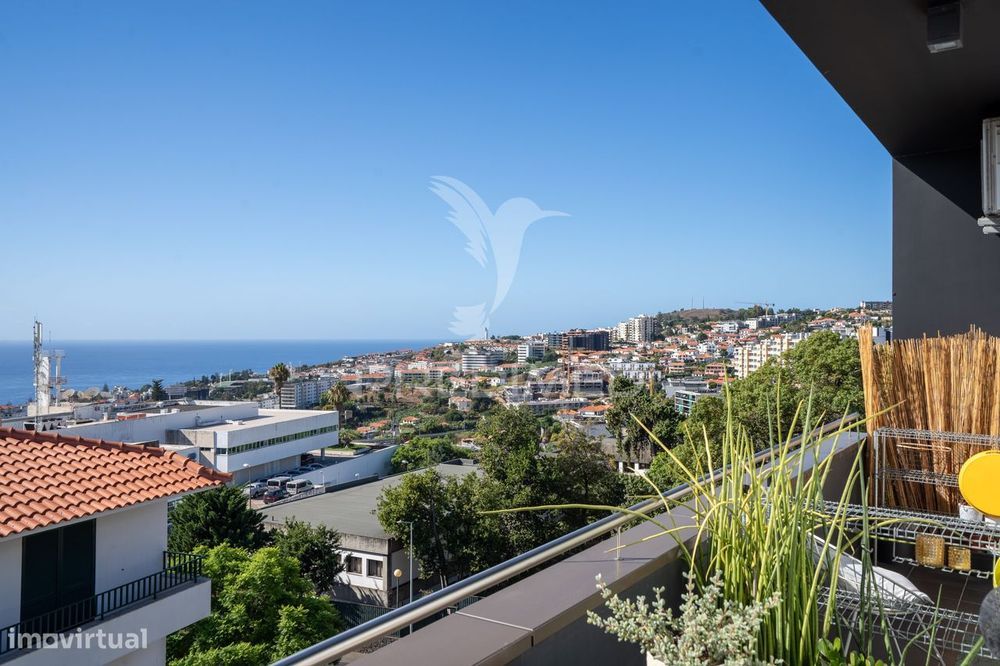 Apartamento T3+1 Duplex no Funchal
