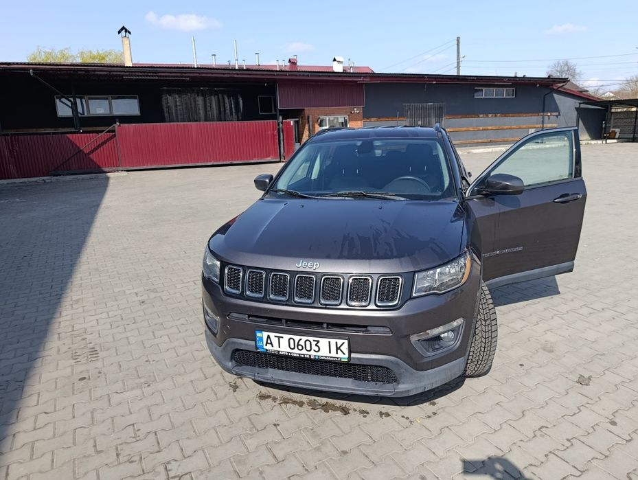 Продам Jeep Compas