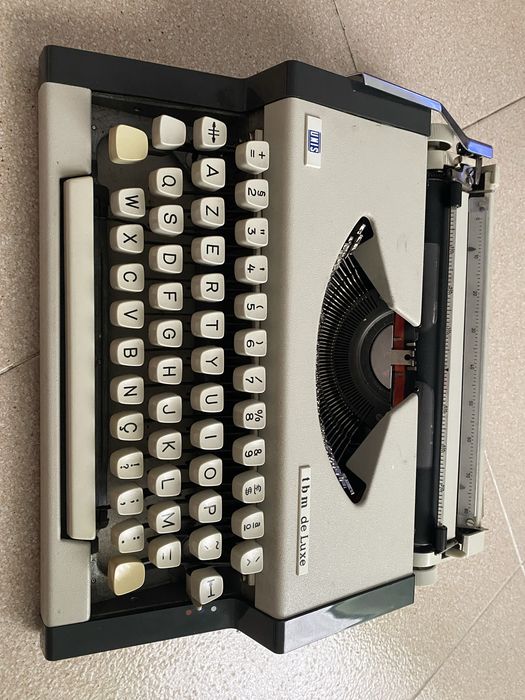 Máquina de Escrever TBM de luxe