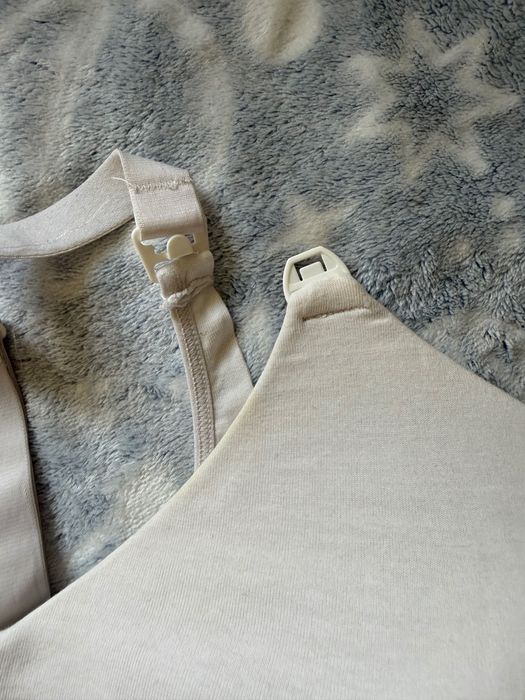 Biustonosz do karmienia H&M, rozmiar 80D / 36D – cielisty/beżowy