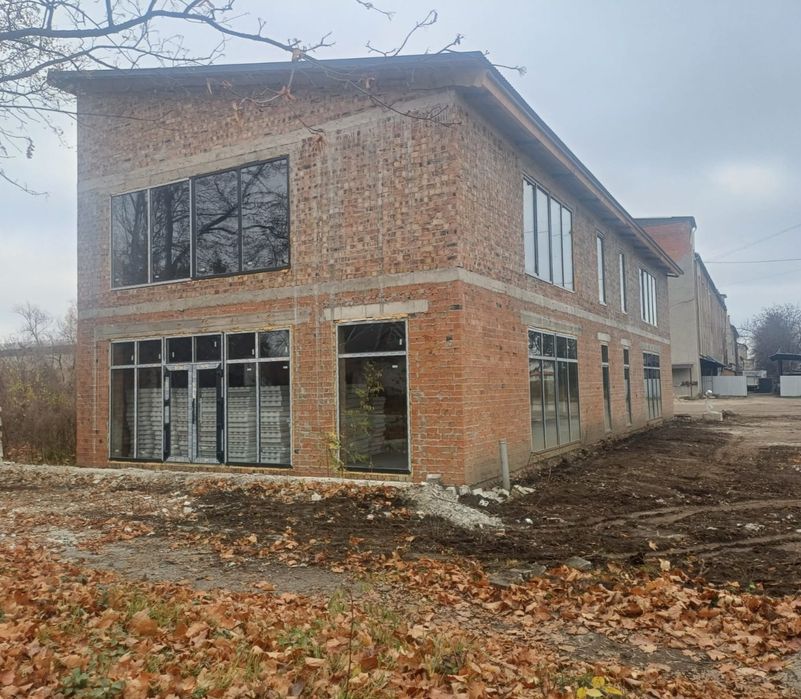 Продаж комерційного приміщення площею 400м2