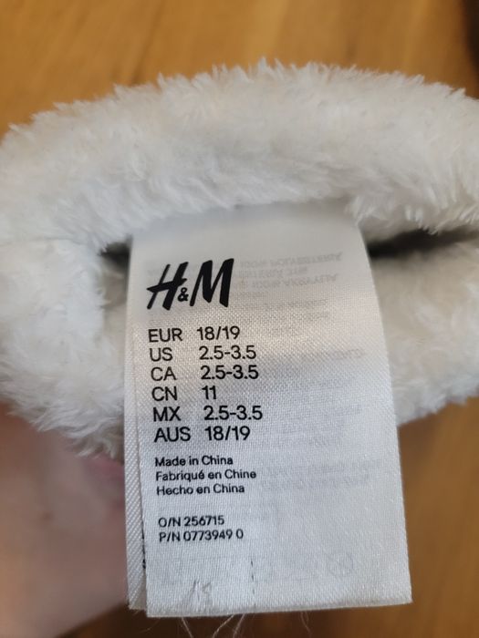 Komplet zimowych akcesoriów H&M stan jak nowe 74/80