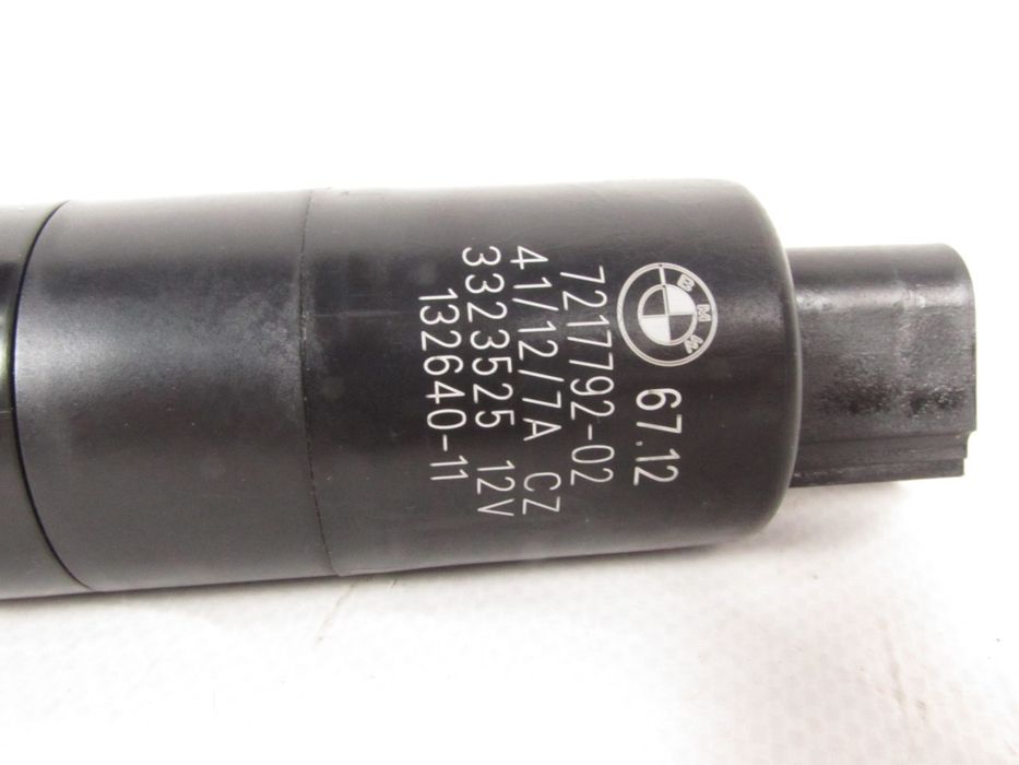 Bomba De Sistema De Lavagem De Faróis Bmw 1 Ref: 67637217792