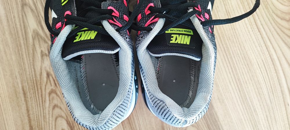 Adidasy Nike Air Zoom Structure 19